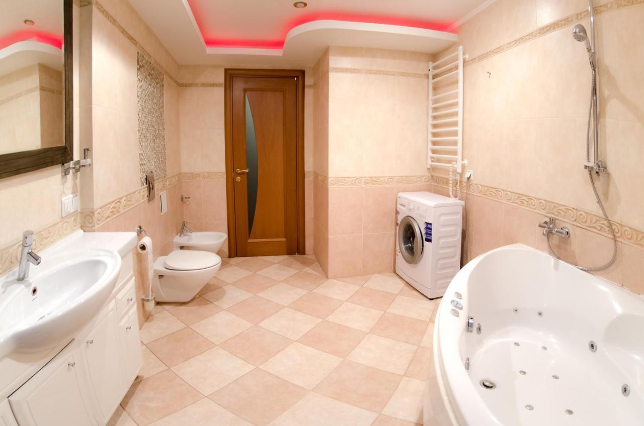 Home Apartments Київ Екстер'єр фото