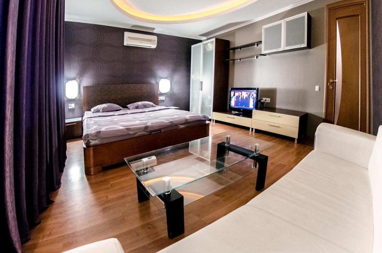 Home Apartments Київ Екстер'єр фото